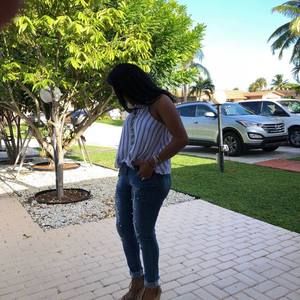 Meet your Posher, Miriam